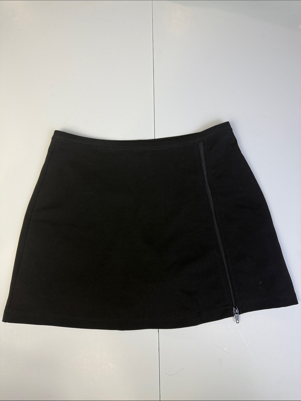 Express World Brand Black Mini Skort with Side Zipper Detail, Medium